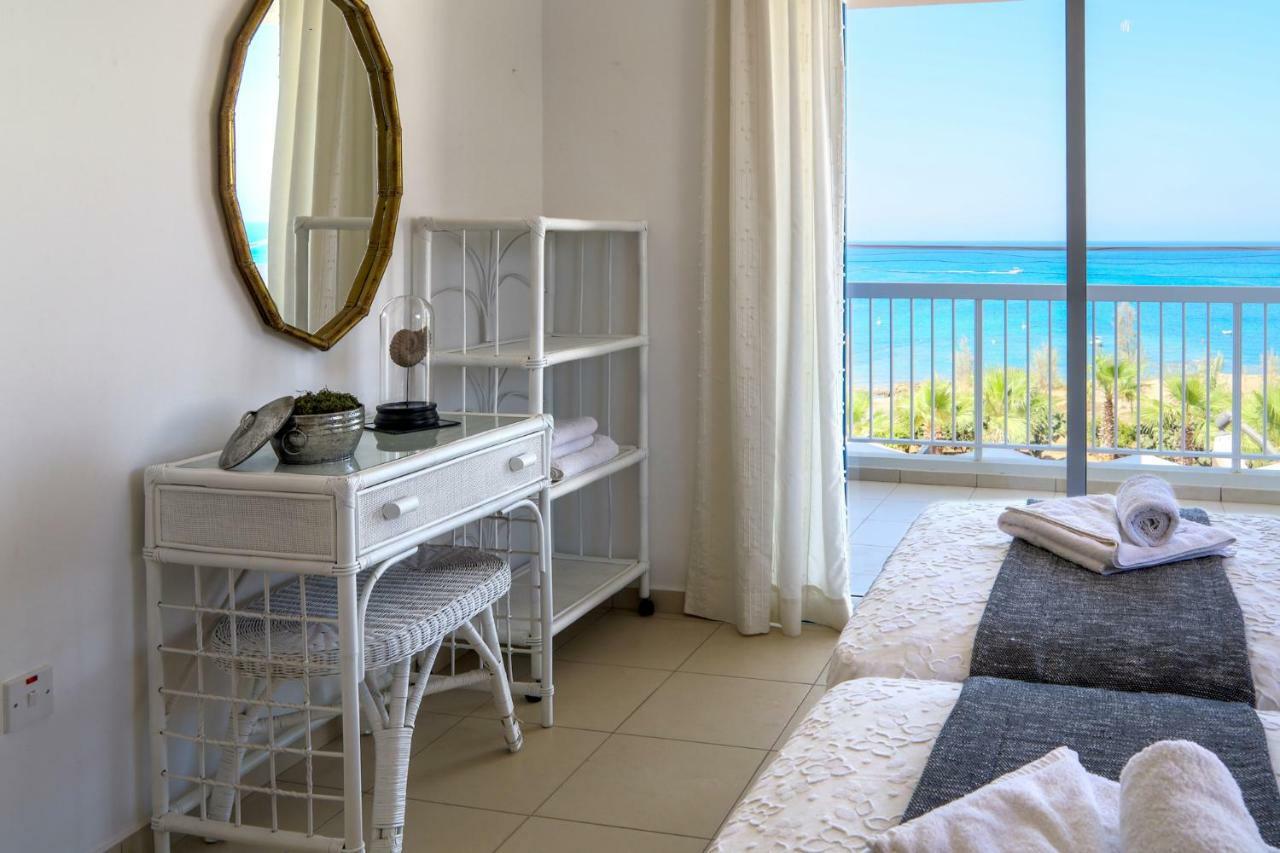 Phaedrus Living: Seaside Luxury Villa Anafi Paralimni Buitenkant foto