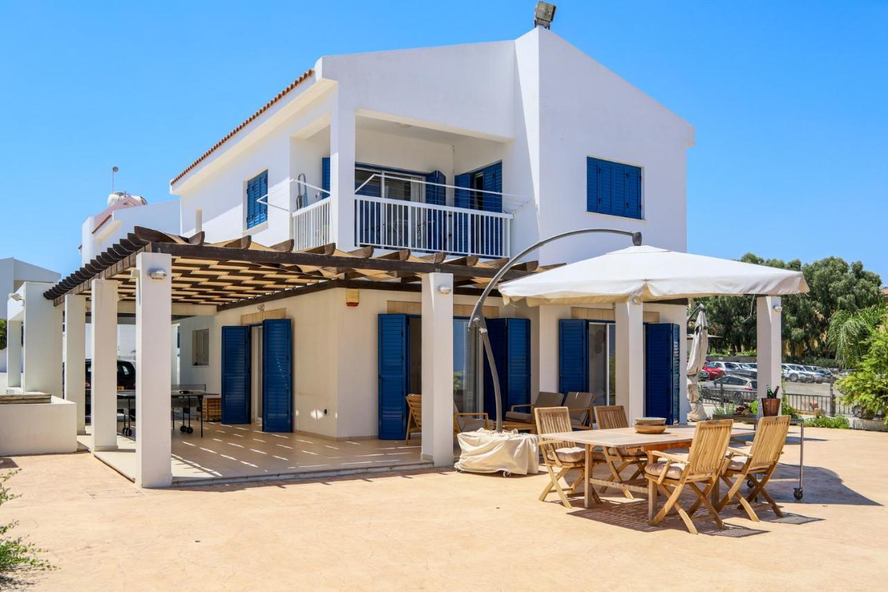 Phaedrus Living: Seaside Luxury Villa Anafi Paralimni Buitenkant foto